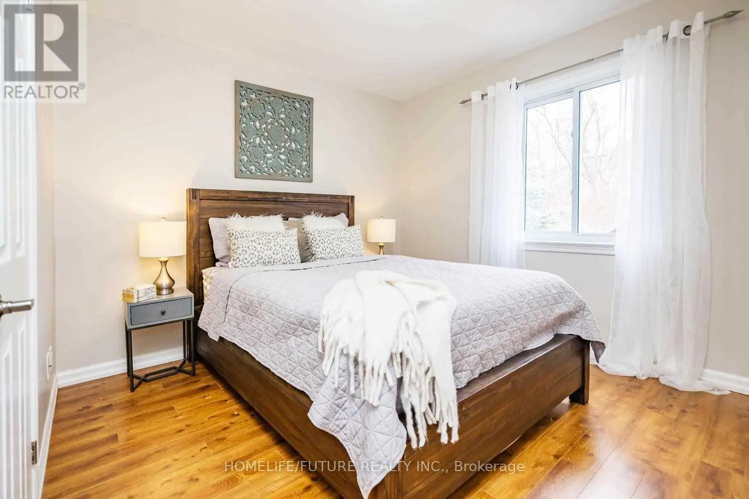 MAIN - 105 MOSSBANK DRIVE
