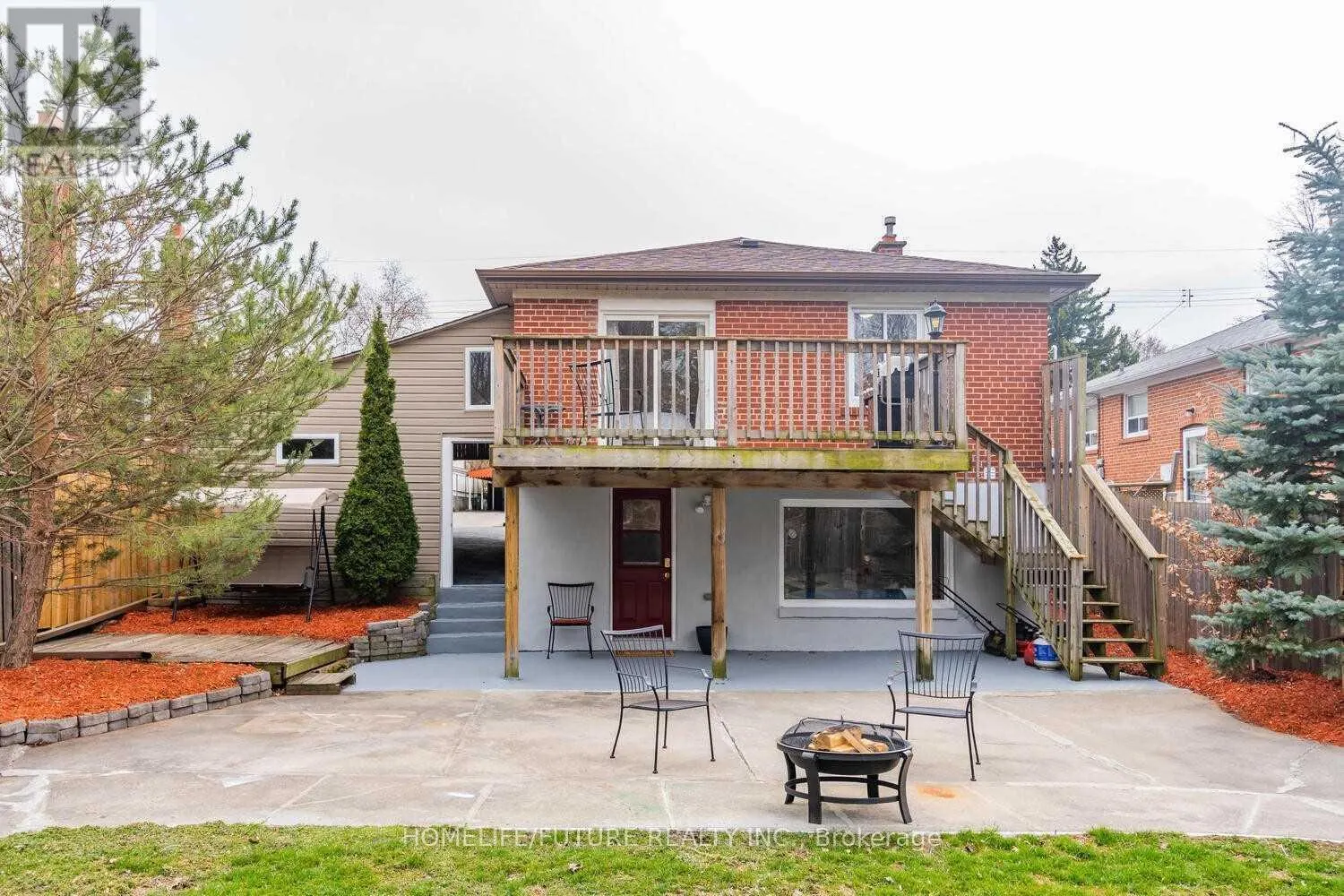 MAIN - 105 MOSSBANK DRIVE