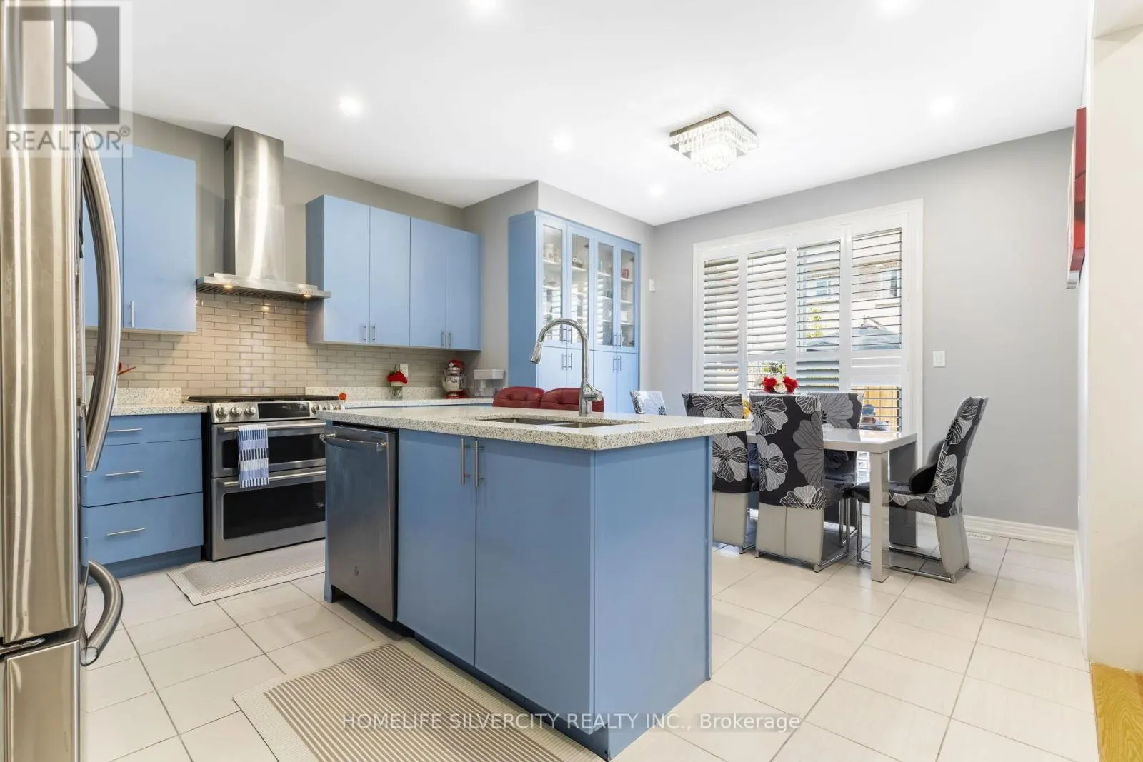 MAIN - 411 WINDFIELDS FARM DRIVE W