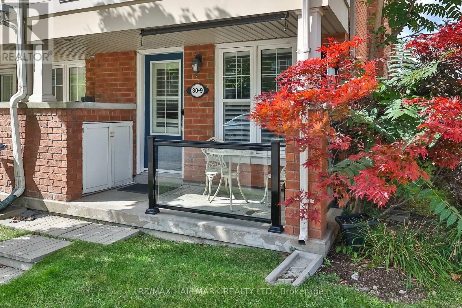 9 - 30 MENDELSSOHN STREET
