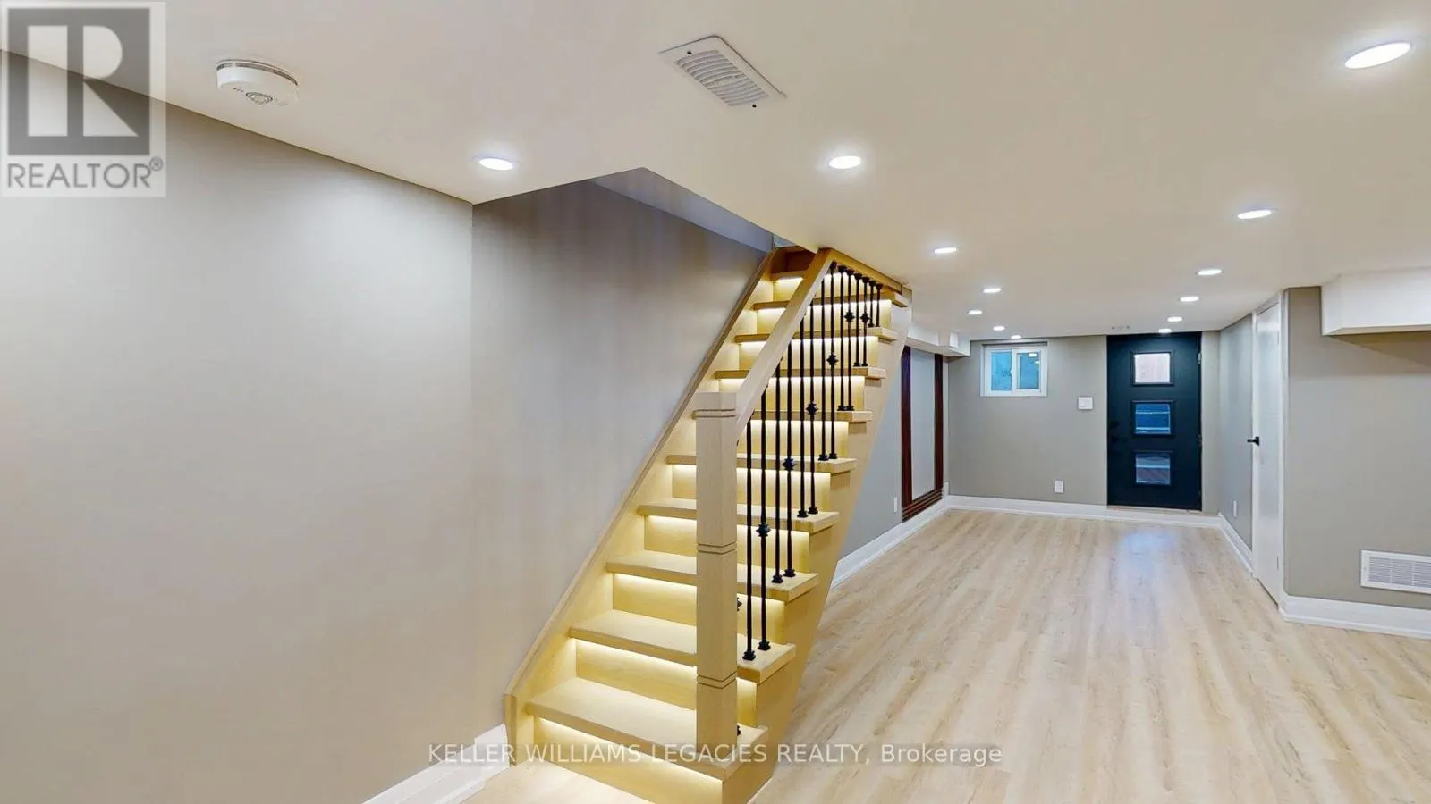 117 GLEBEMOUNT AVENUE