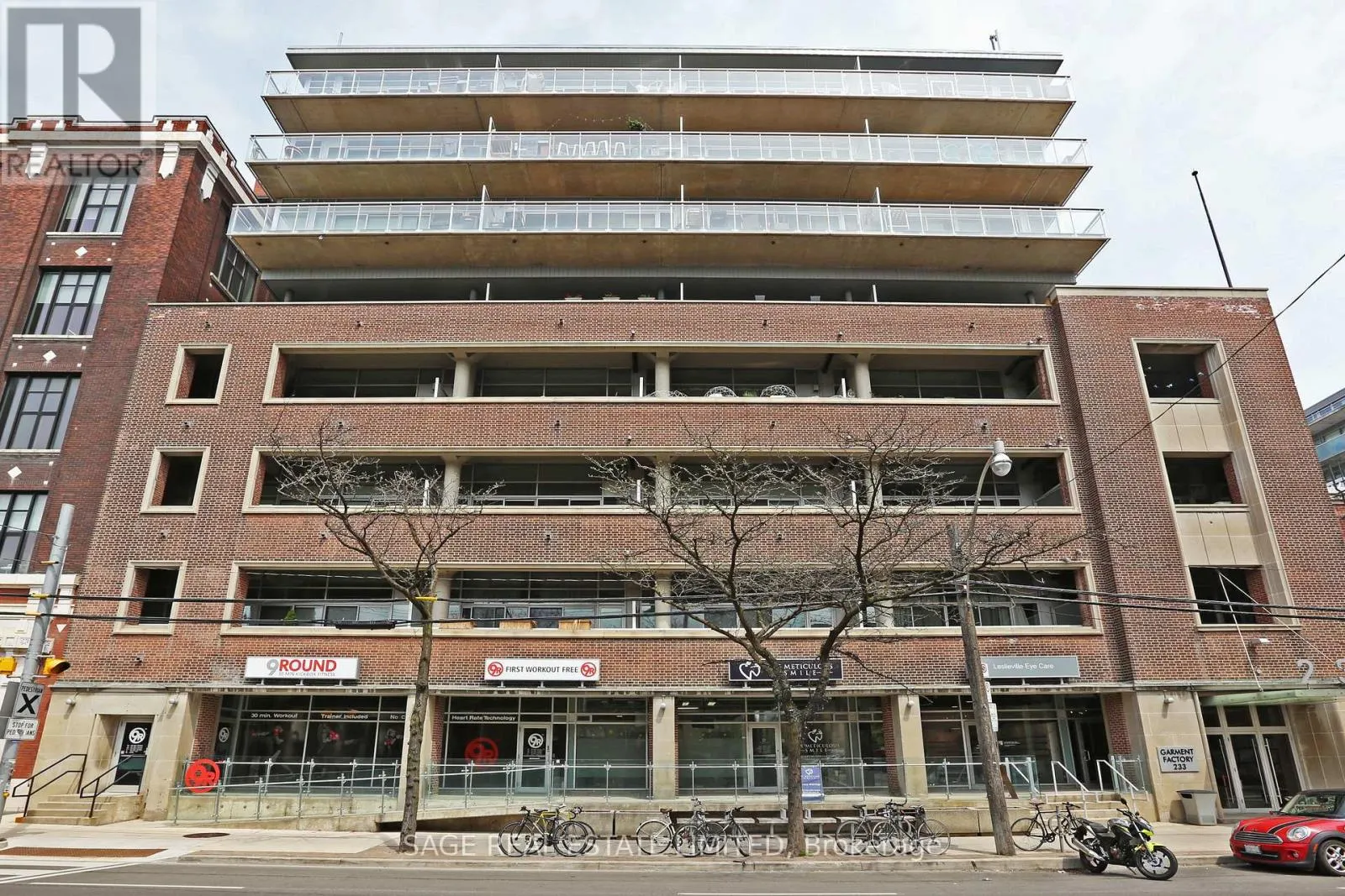 310 - 233 CARLAW AVENUE