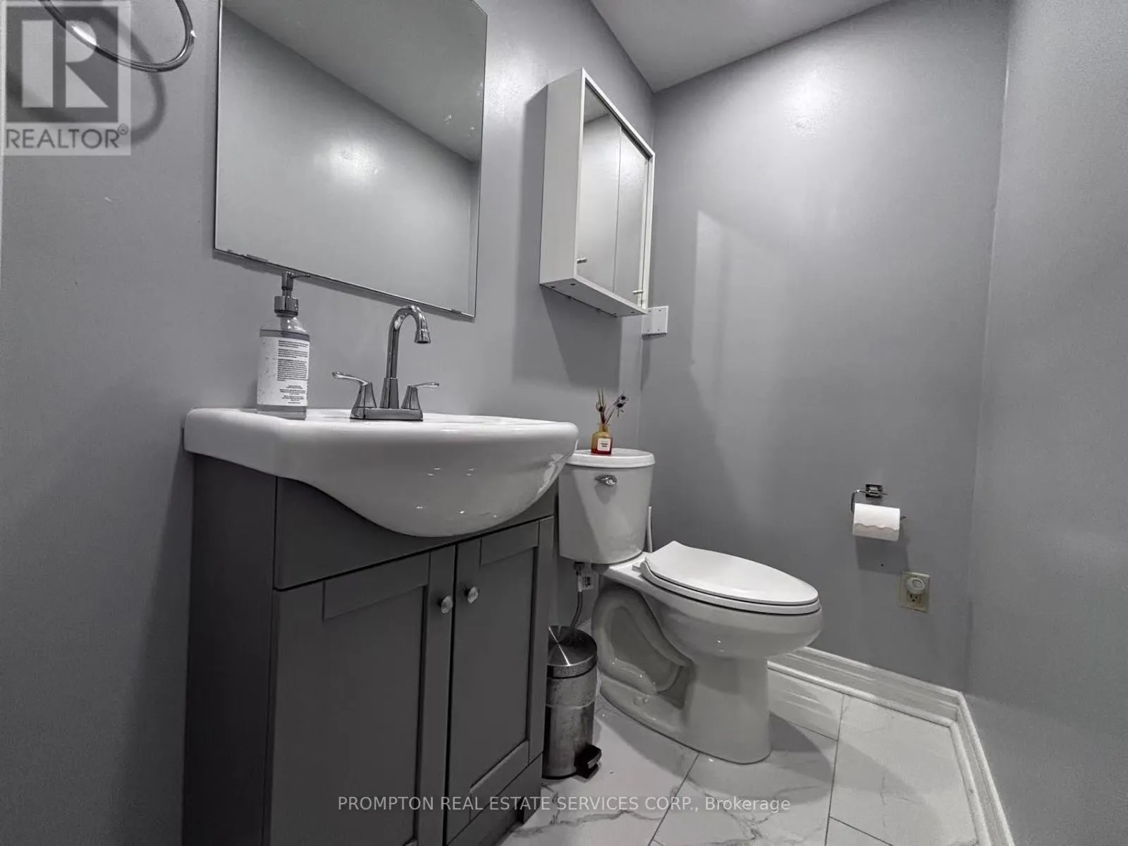 UPPER BSMT - 83 GARDEN STREET
