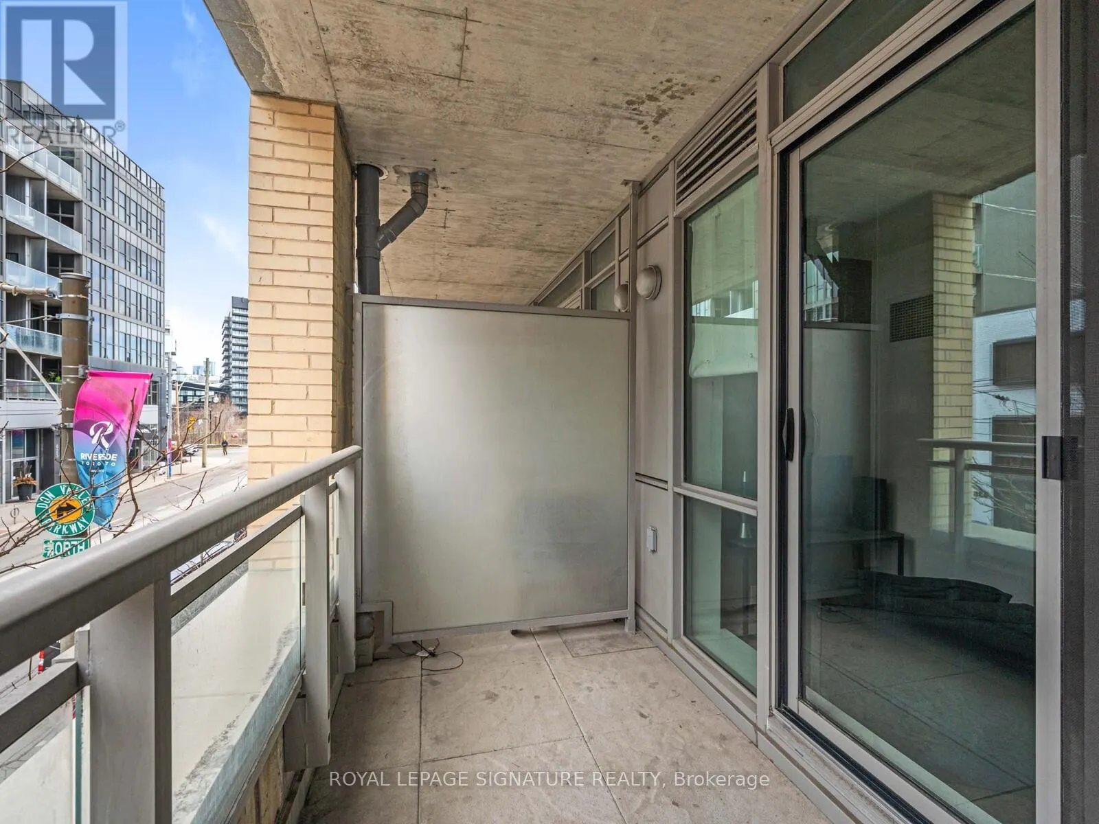 217 - 630 QUEEN STREET E