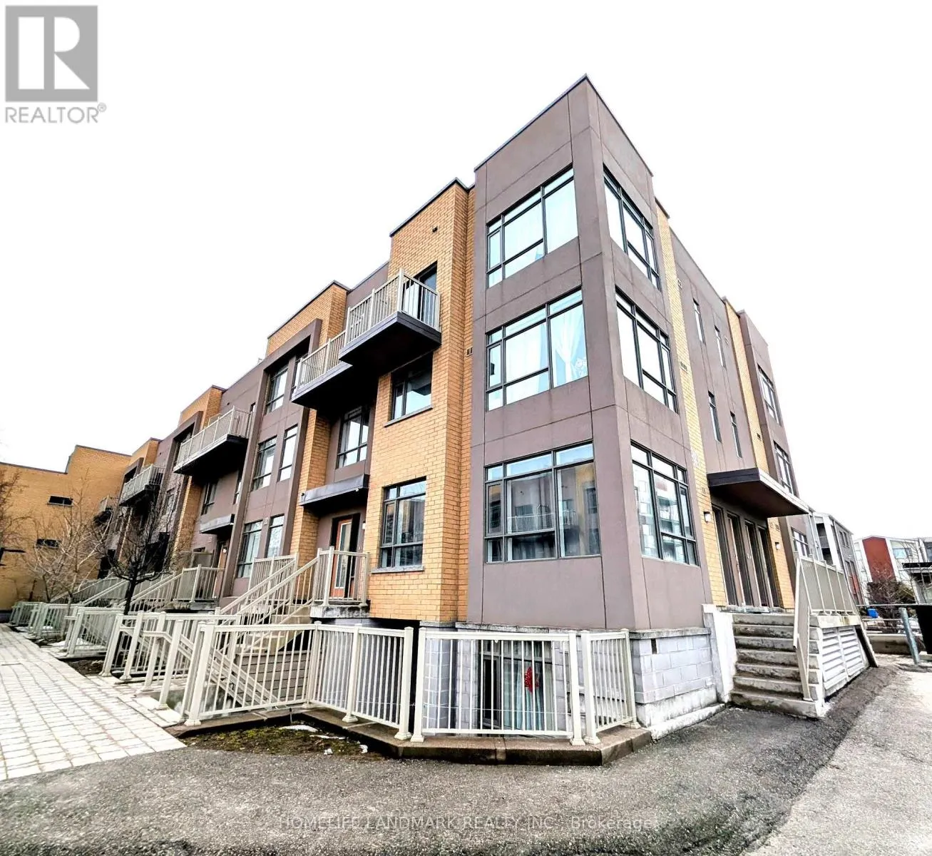 312 - 80 ORCHID PLACE DRIVE
