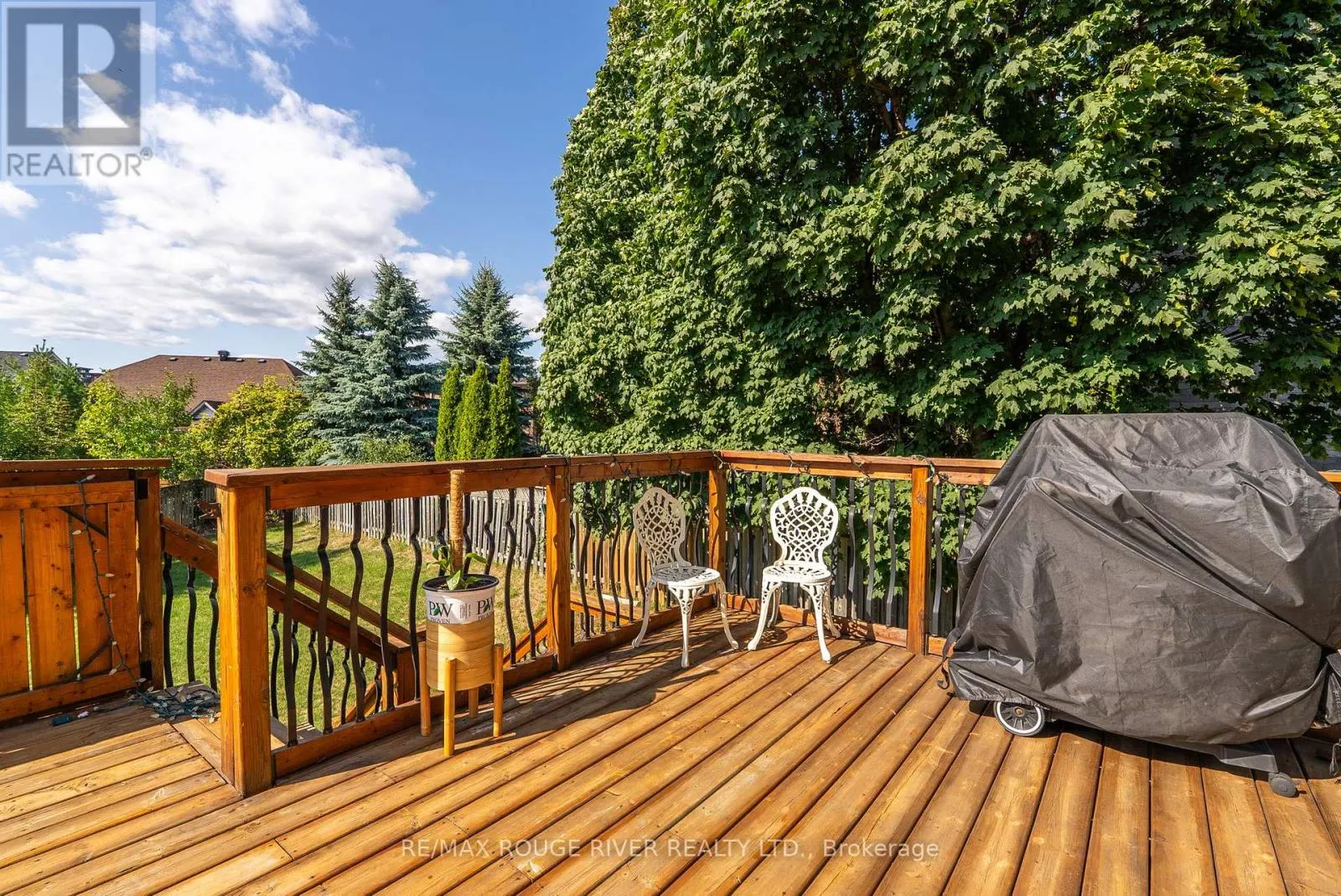 38 SILVERBIRCH PLACE