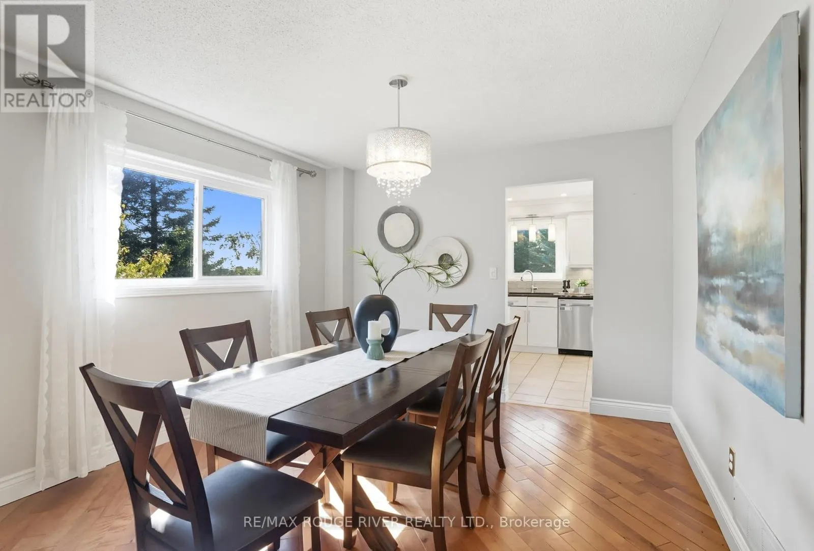 38 SILVERBIRCH PLACE