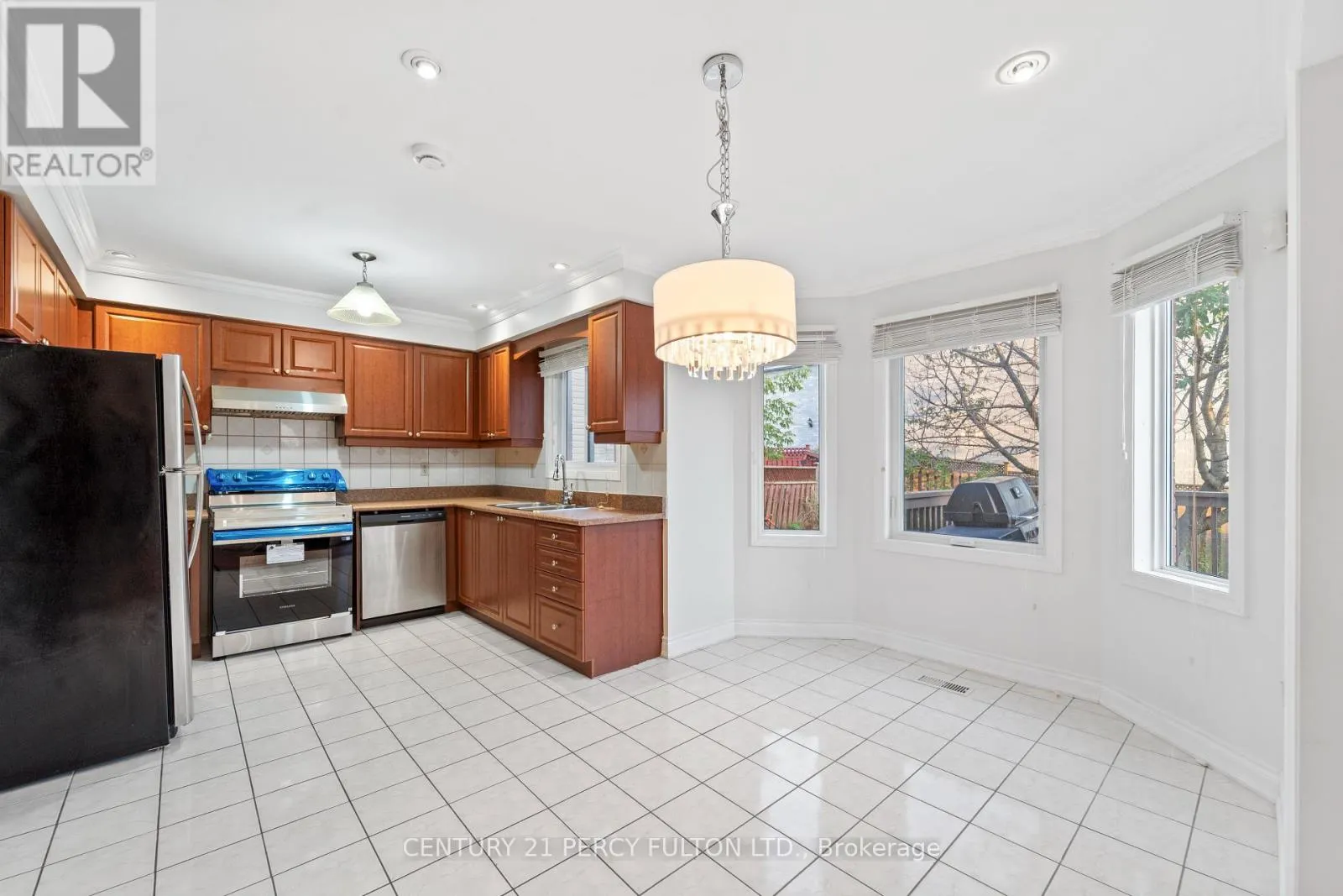 31 CHAPMAN DRIVE