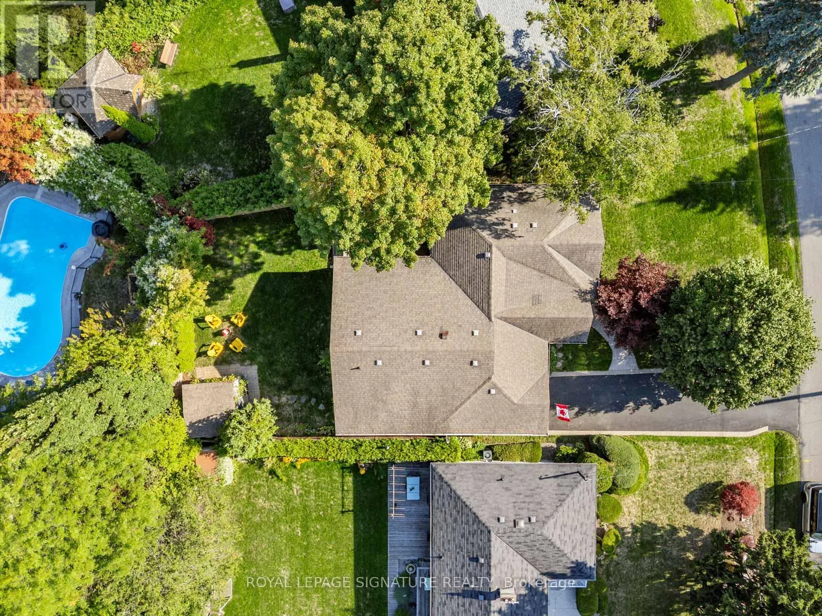345 FLAGSTONE TERRACE