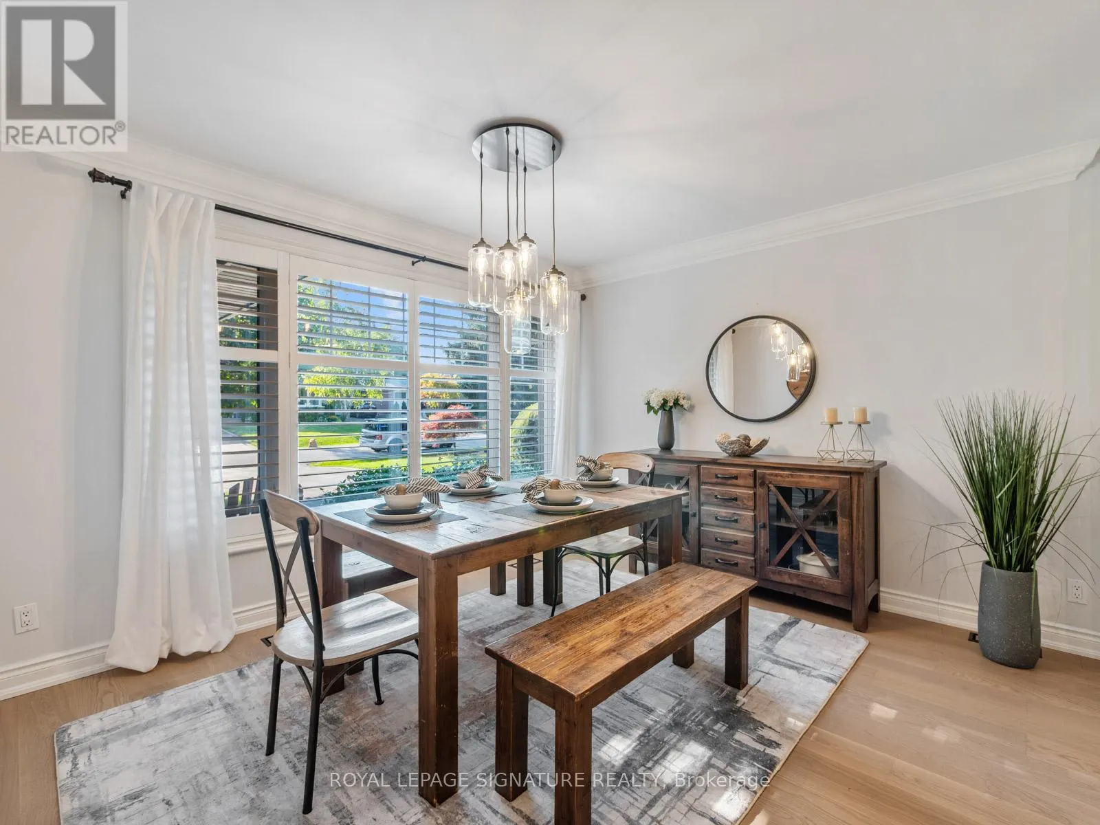 345 FLAGSTONE TERRACE