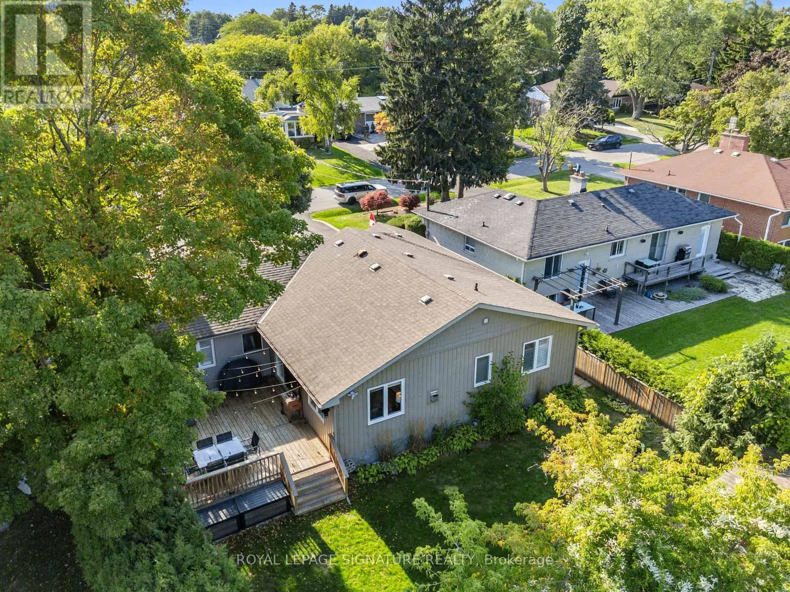 345 FLAGSTONE TERRACE