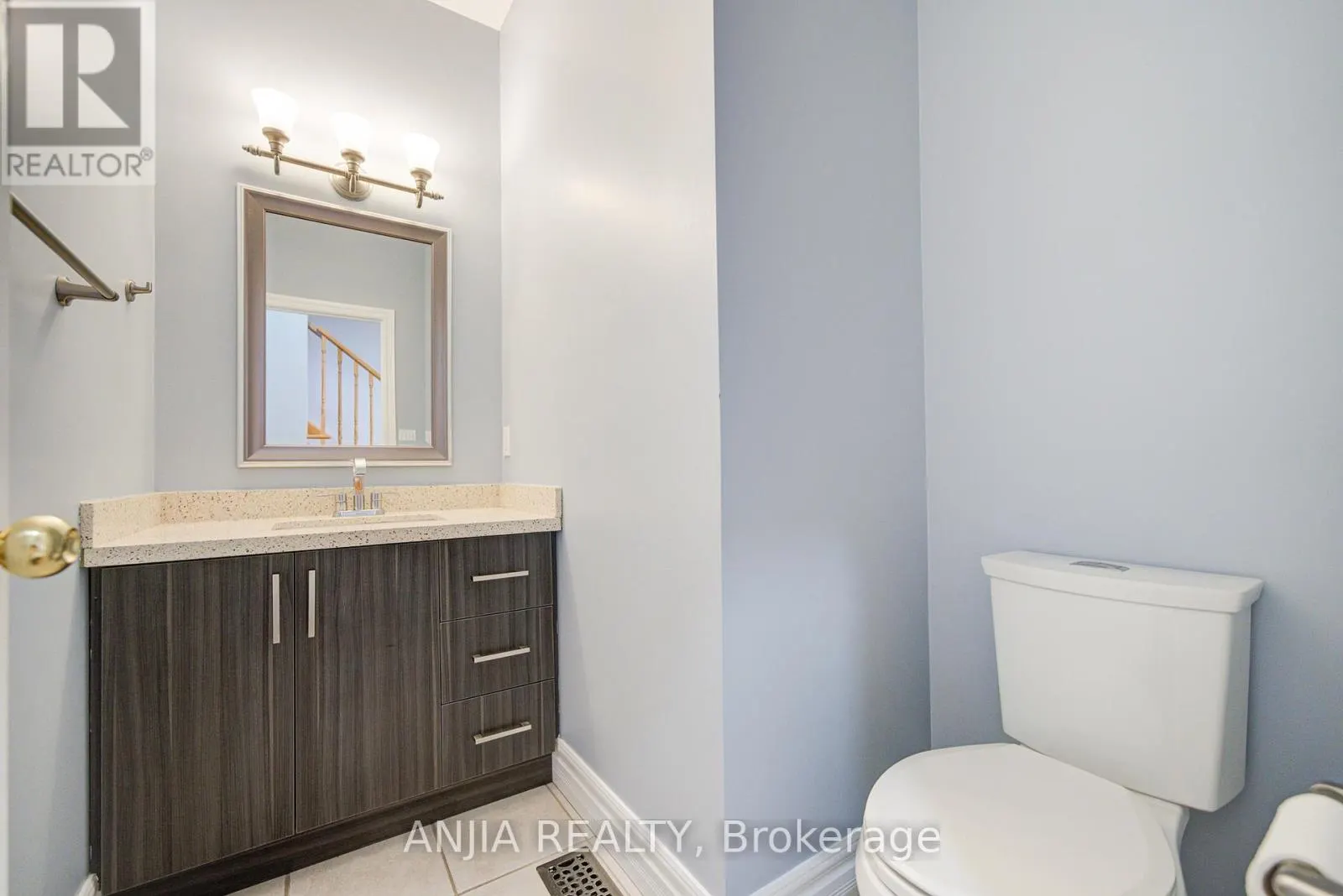 10 THISTLEDOWN CRESCENT