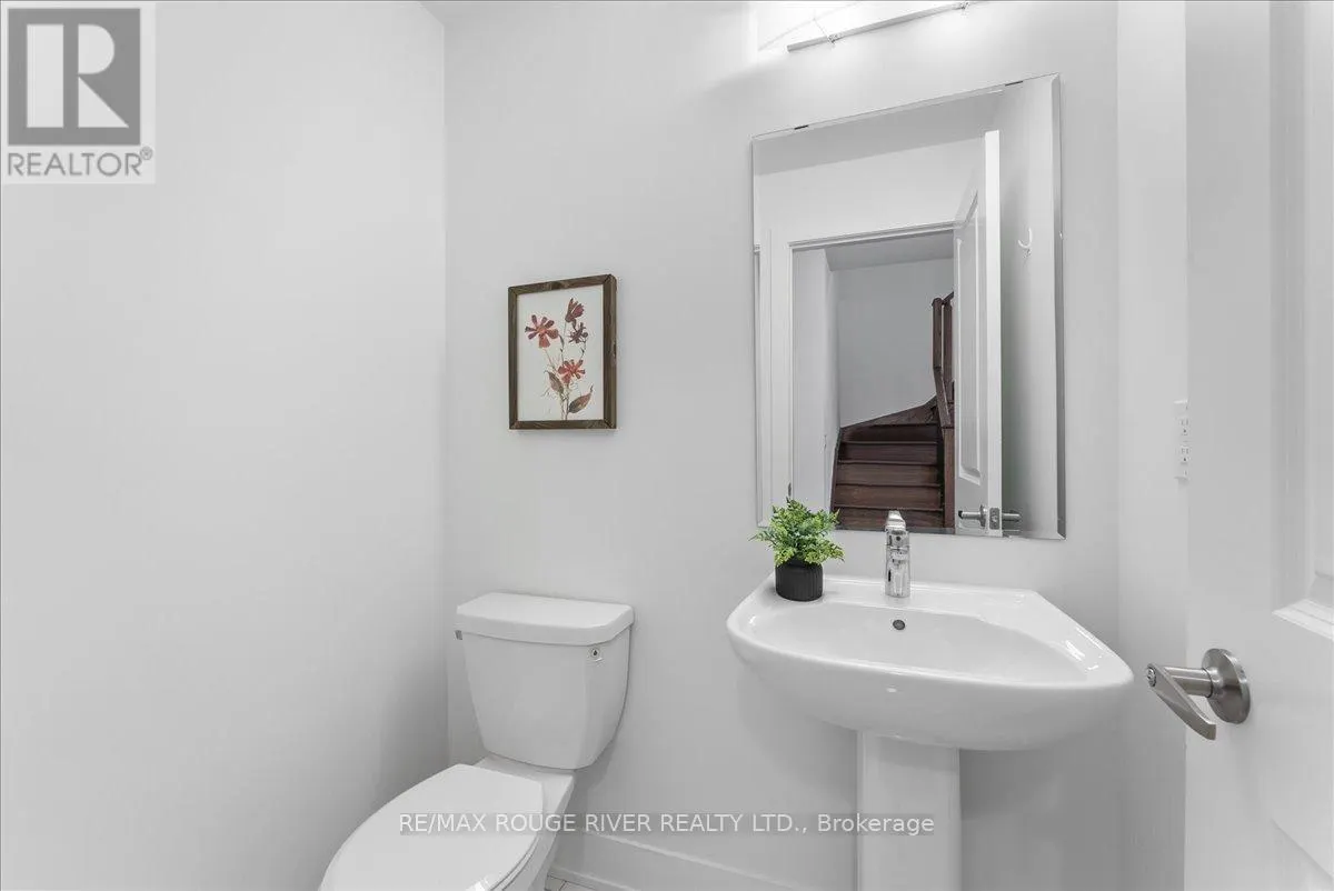 42 ELKINGTON CRESCENT