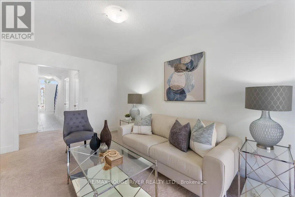 42 ELKINGTON CRESCENT