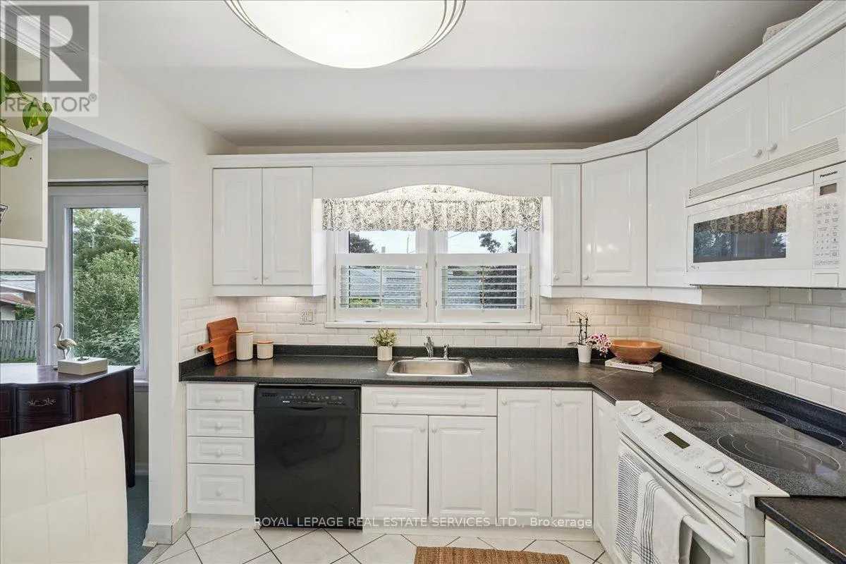 5 AMETHYST ROAD