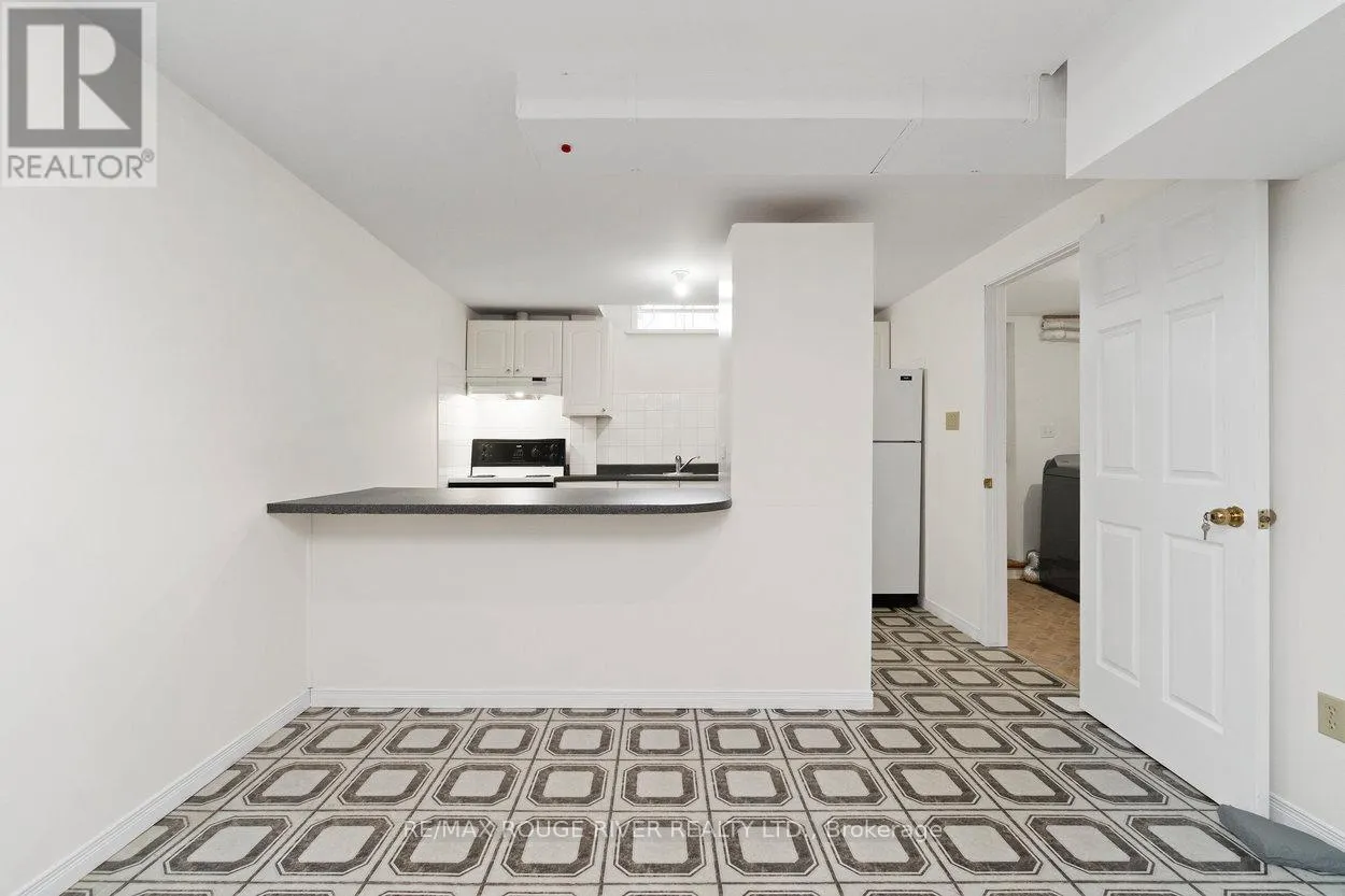 20 GASLIGHT CRESCENT