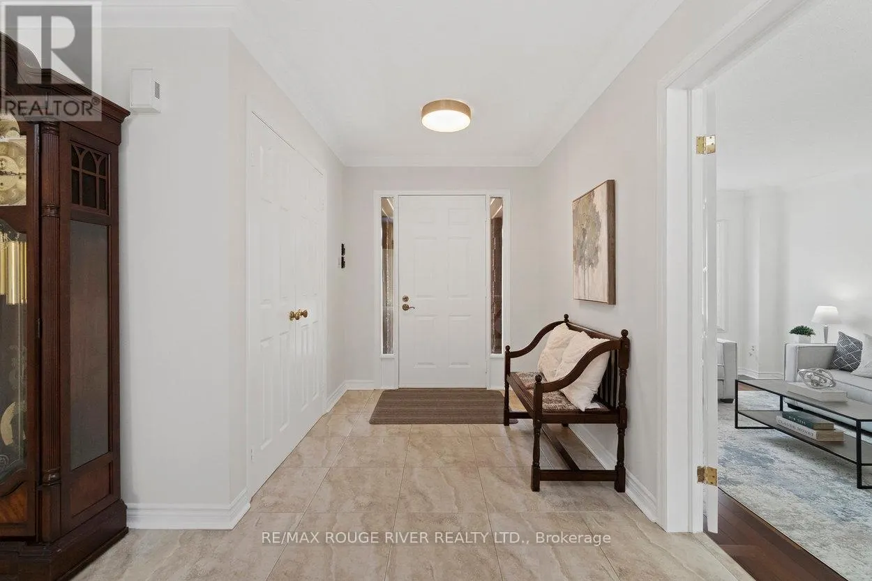 20 GASLIGHT CRESCENT