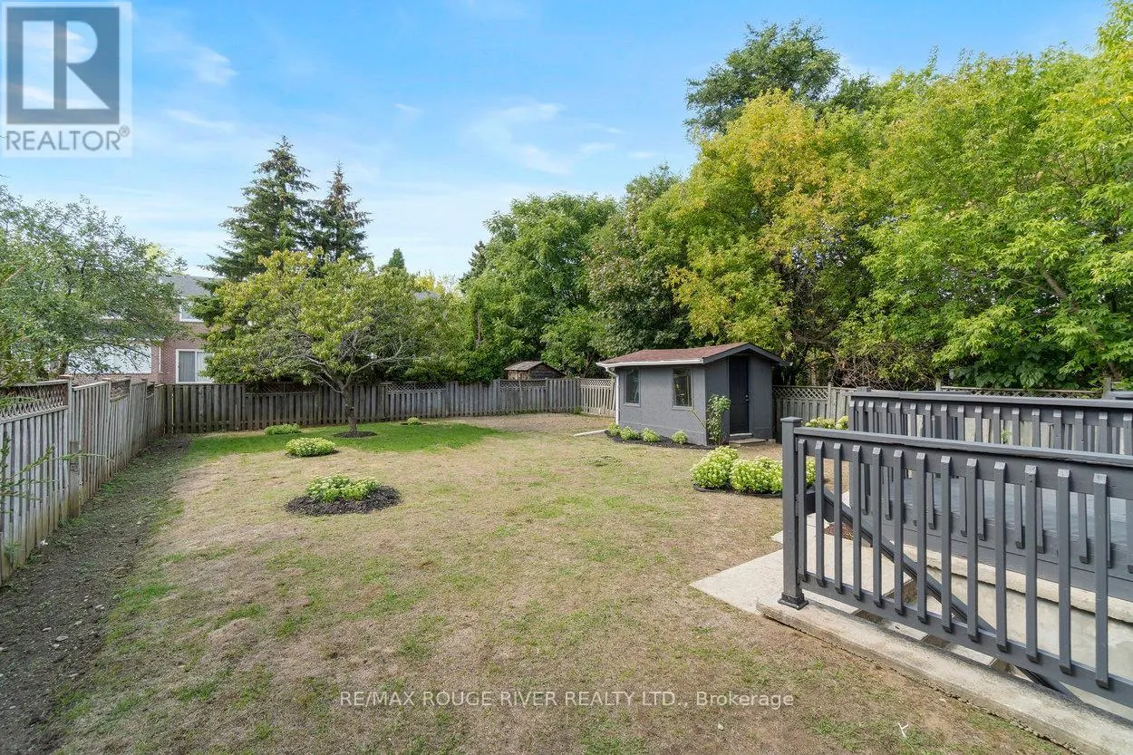 20 GASLIGHT CRESCENT