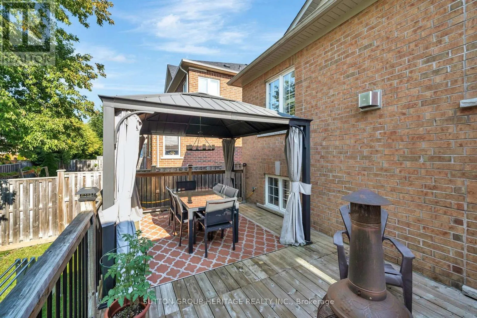 14 SLEEPY HOLLOW PLACE