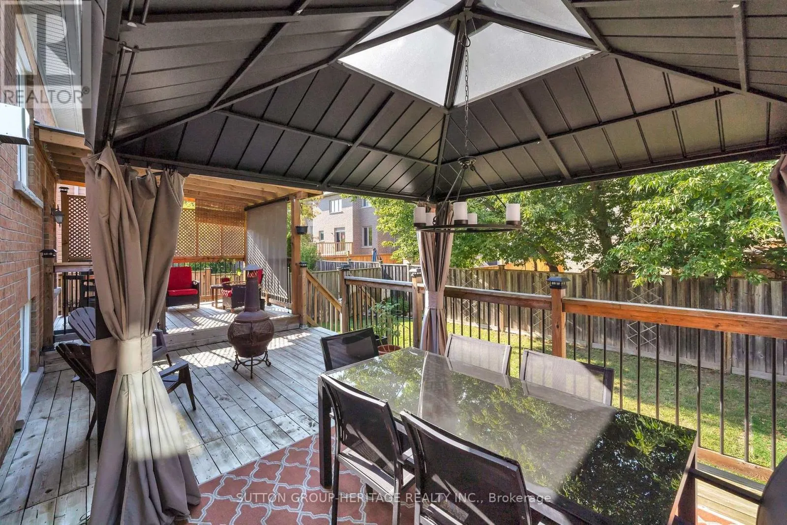 14 SLEEPY HOLLOW PLACE