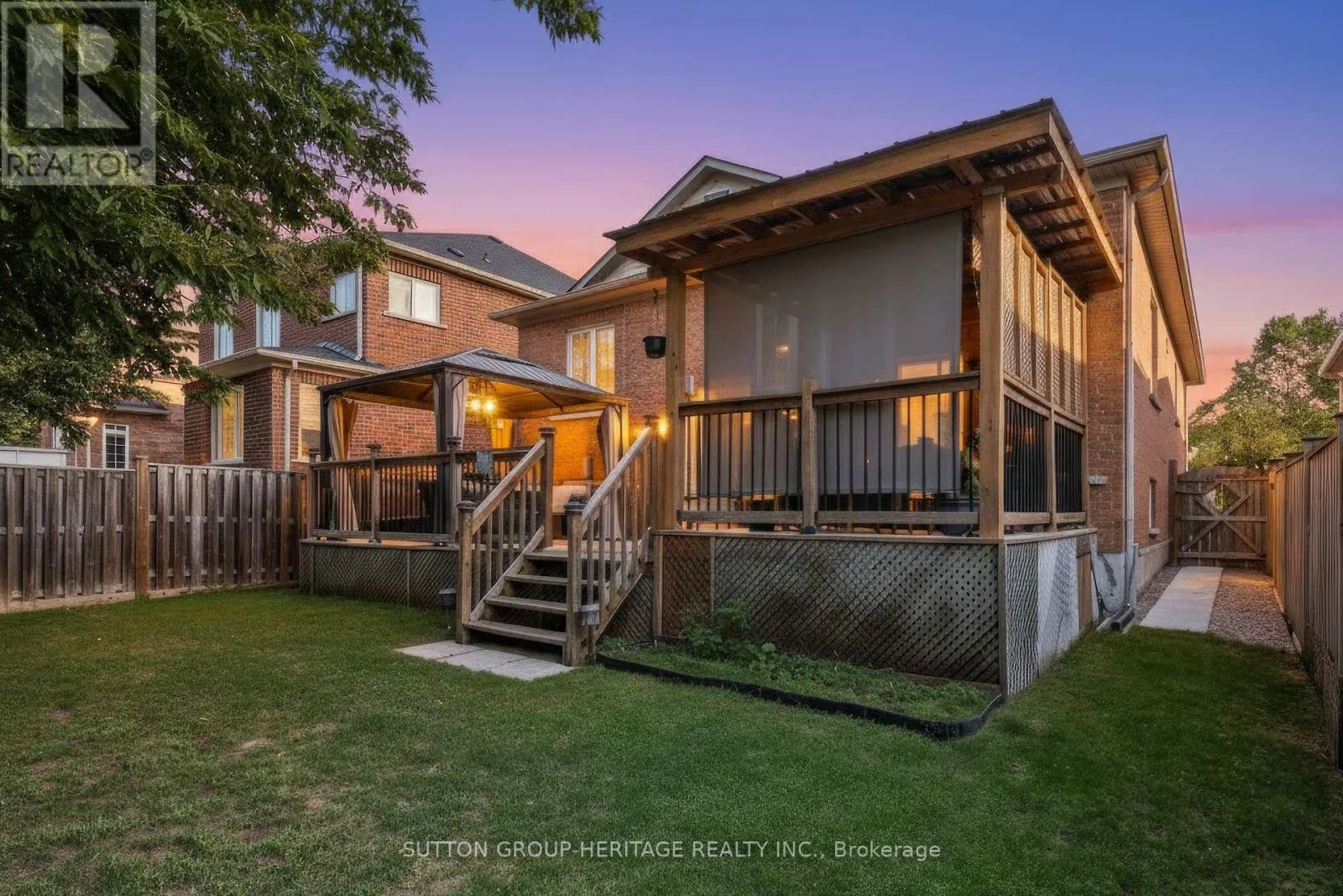 14 SLEEPY HOLLOW PLACE