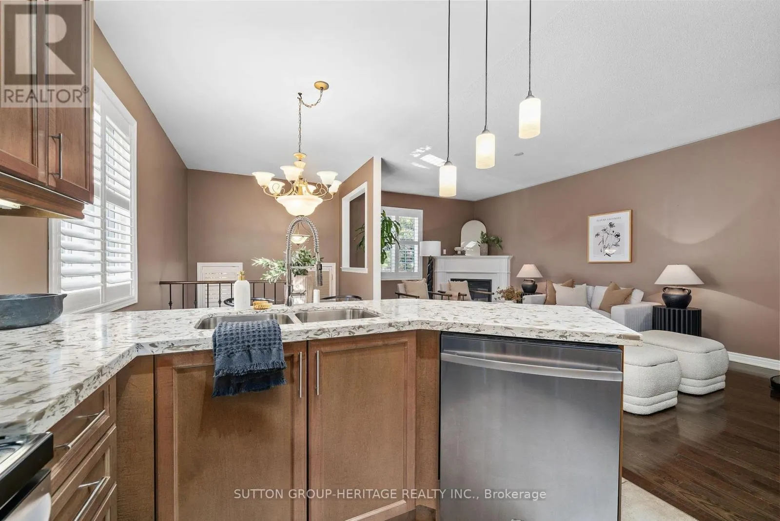 14 SLEEPY HOLLOW PLACE