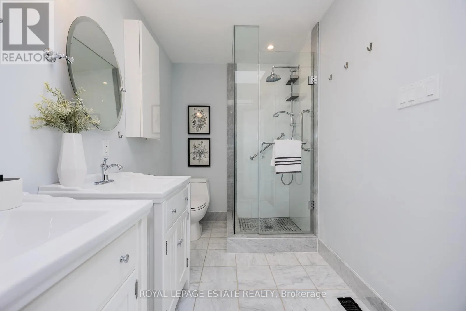 32 MANDERLEY DRIVE