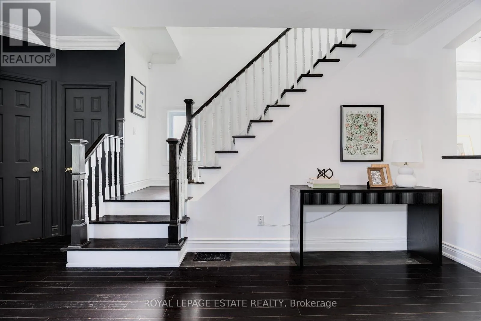 32 MANDERLEY DRIVE