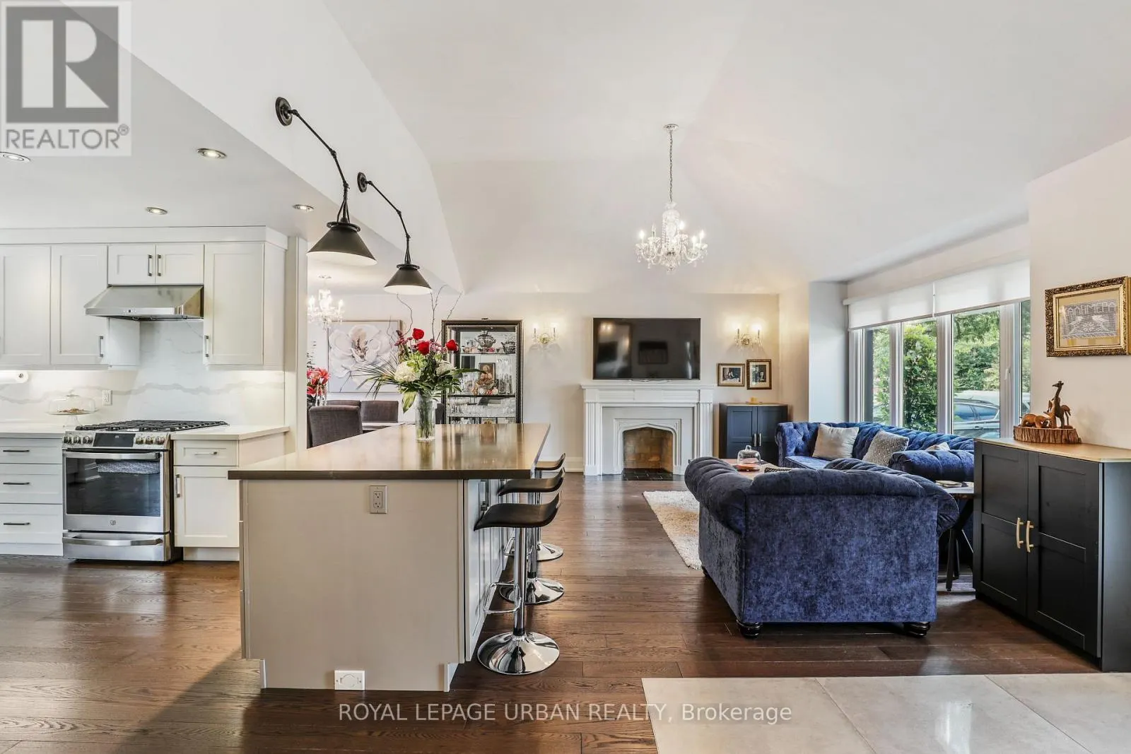 147 PARKVIEW HILL CRESCENT