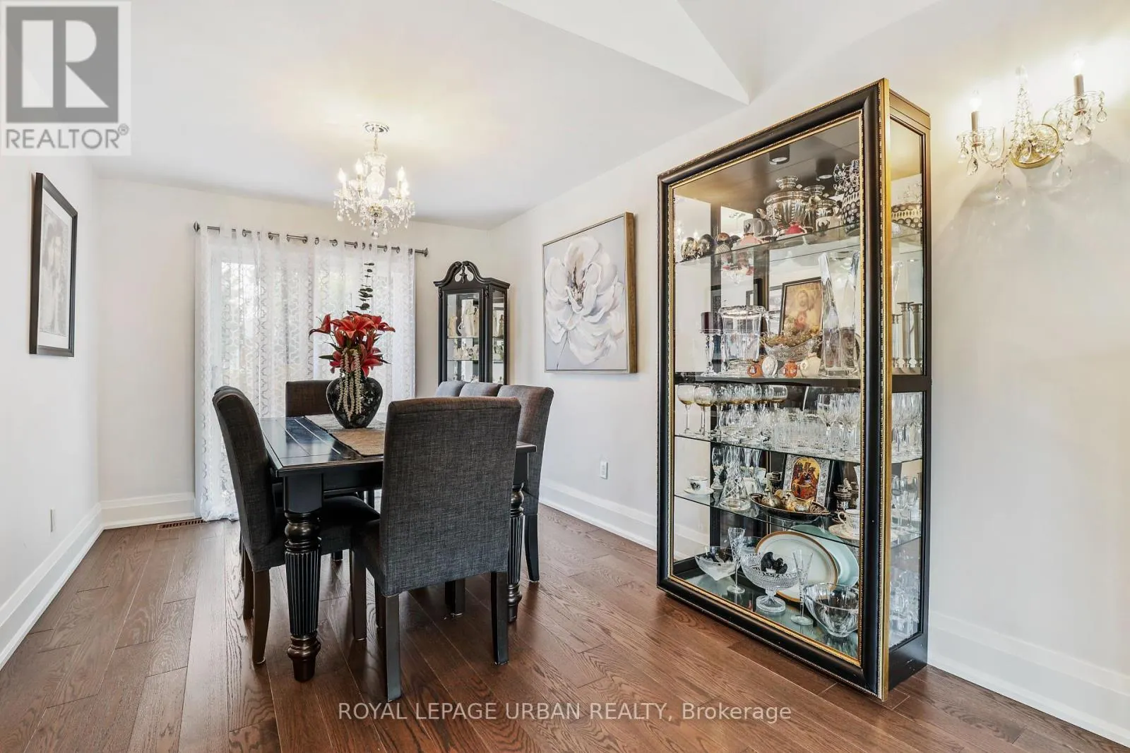 147 PARKVIEW HILL CRESCENT