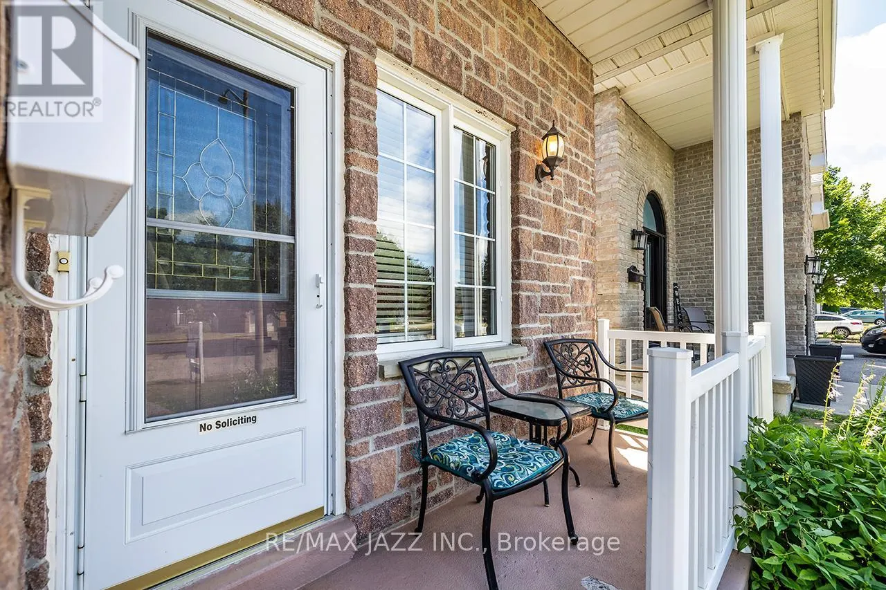 15 DAISEYFIELD AVENUE