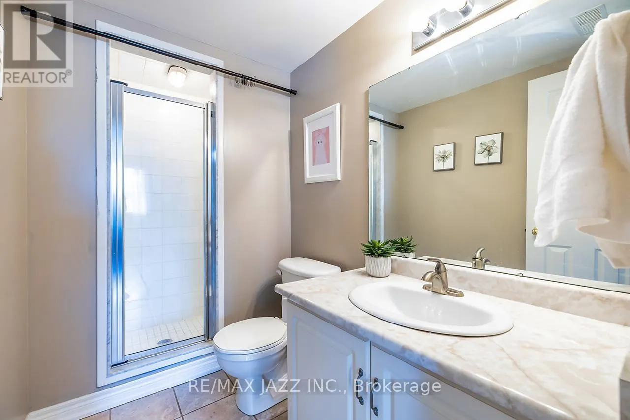15 DAISEYFIELD AVENUE