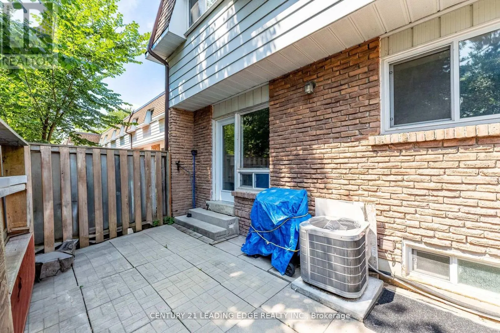 19 - 730 CEDAR STREET