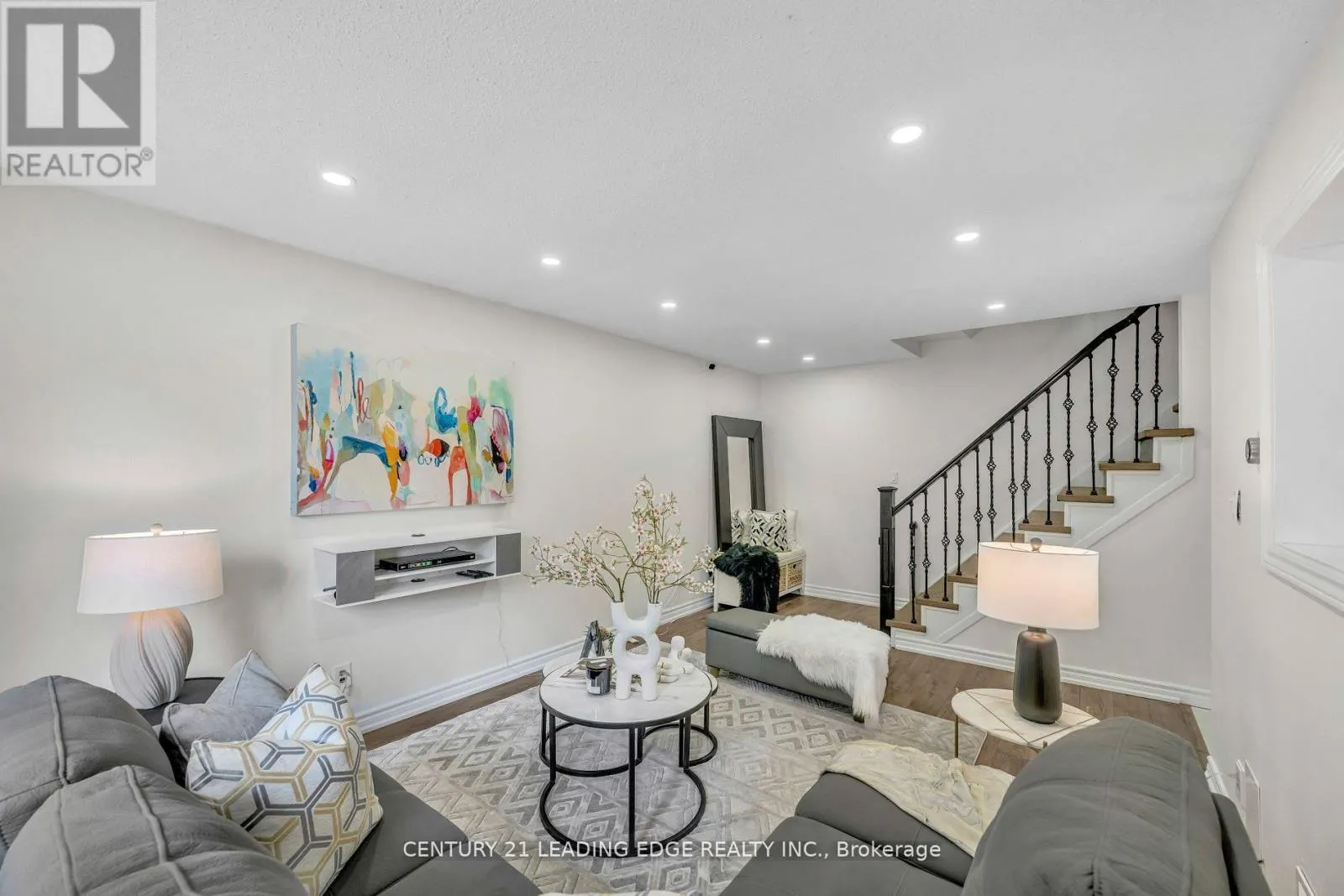 19 - 730 CEDAR STREET
