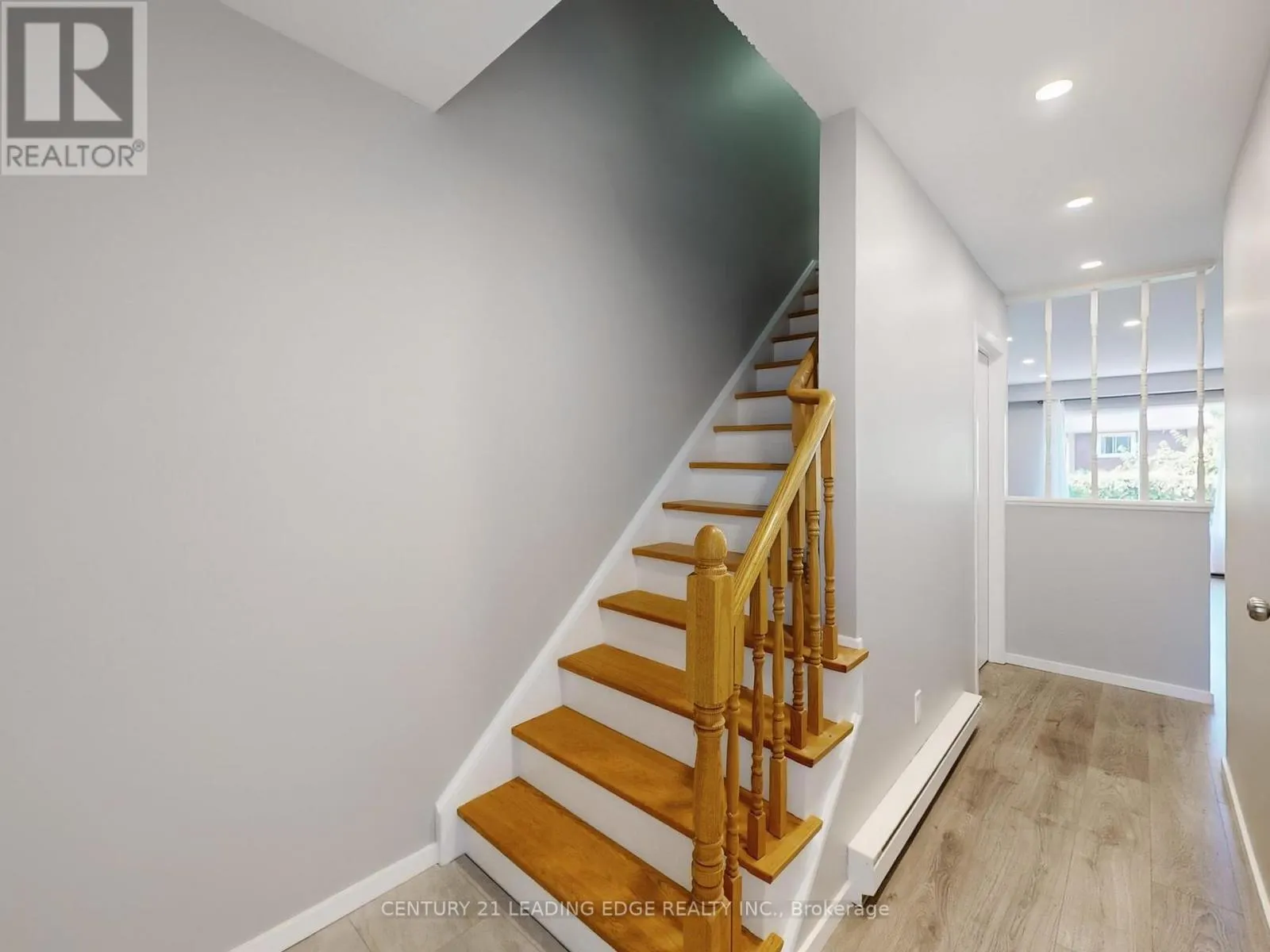 22 - 341 MILITARY TRAIL