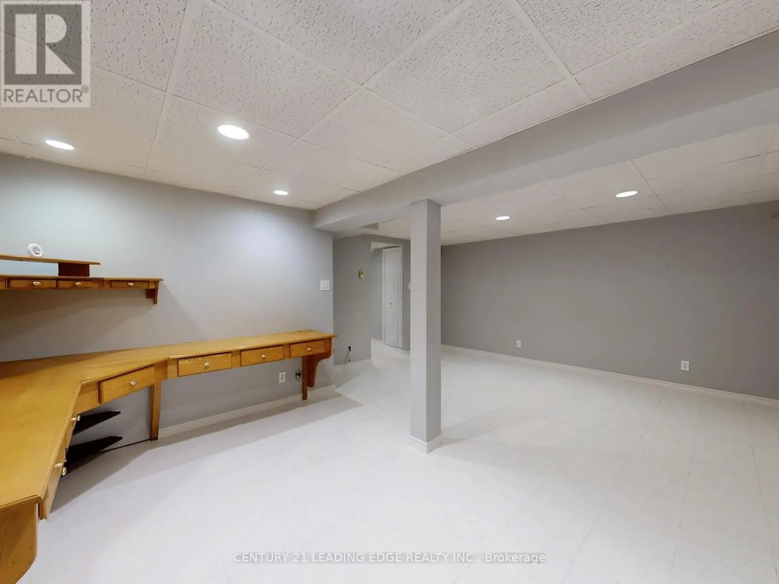 22 - 341 MILITARY TRAIL