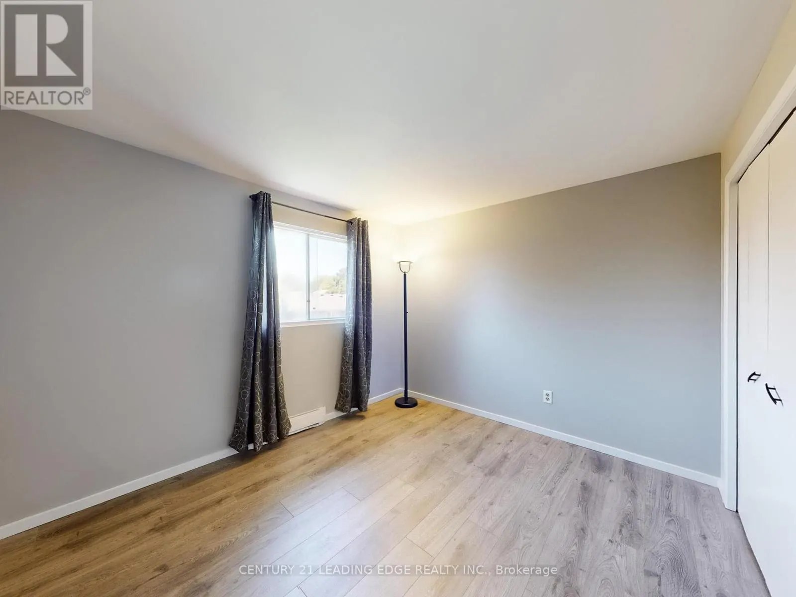 22 - 341 MILITARY TRAIL