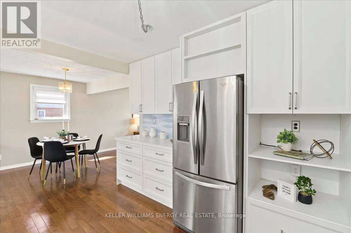 25 CONCESSION STREET E