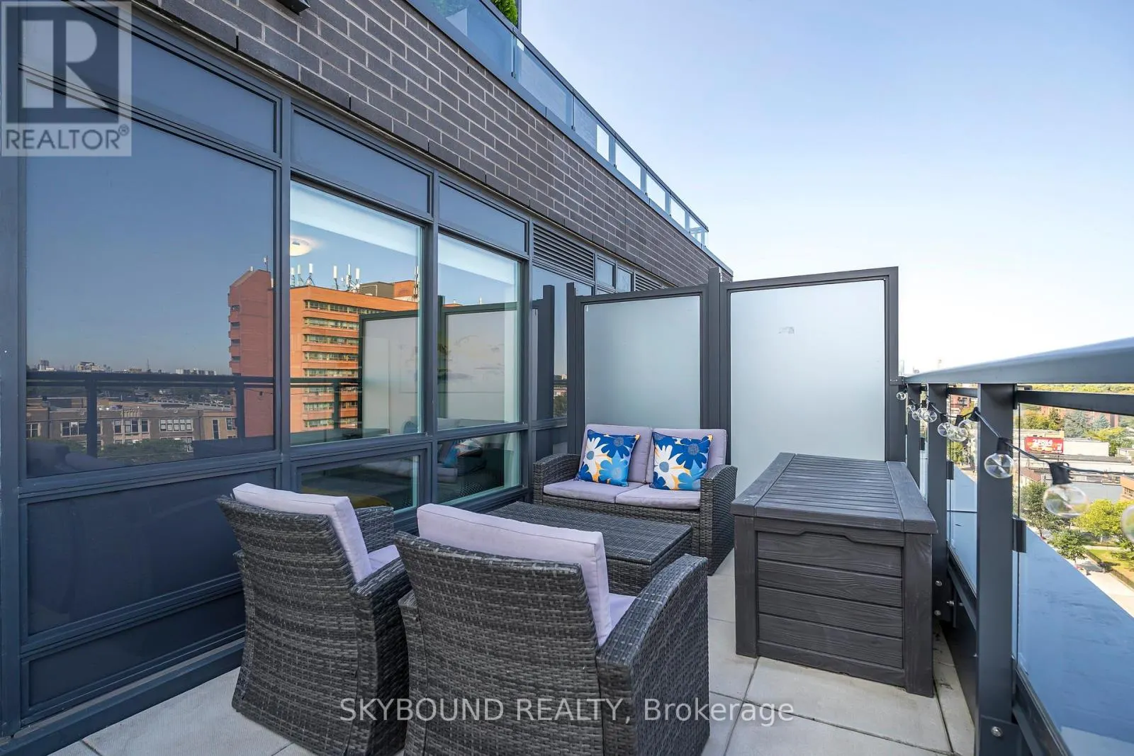 # 805 - 630 GREENWOOD AVENUE