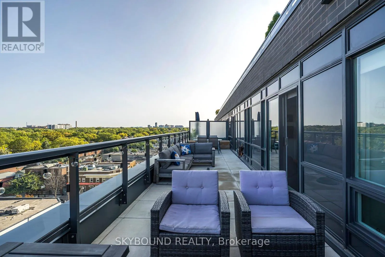 # 805 - 630 GREENWOOD AVENUE