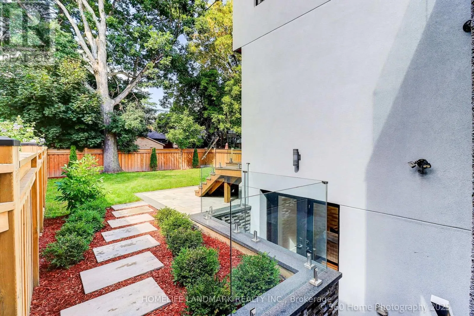 38 NORLONG BOULEVARD