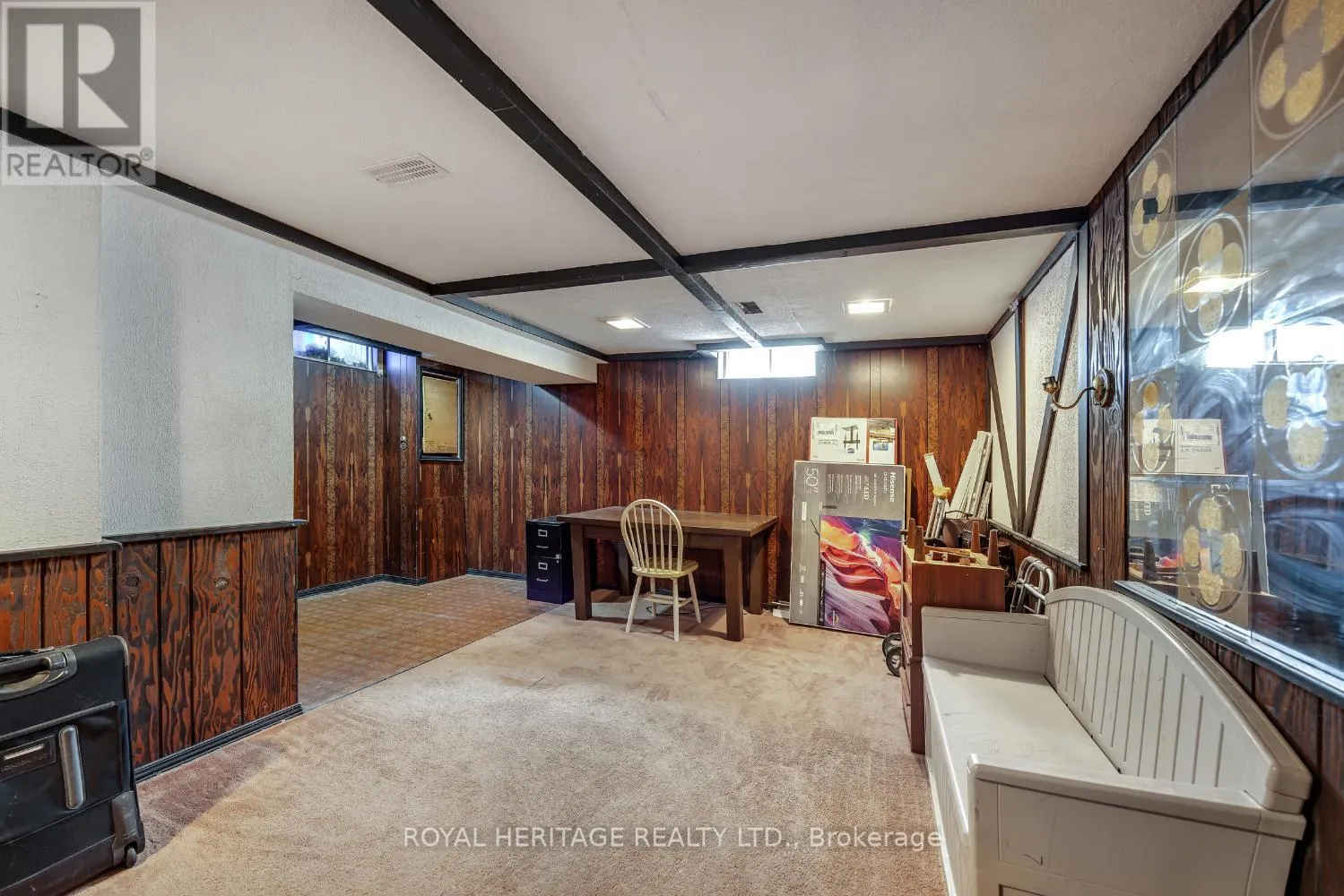 832 GENTRY CRESCENT