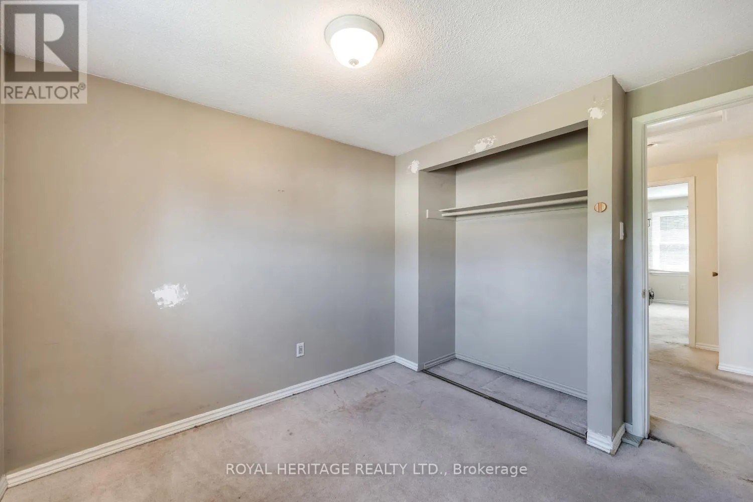 832 GENTRY CRESCENT