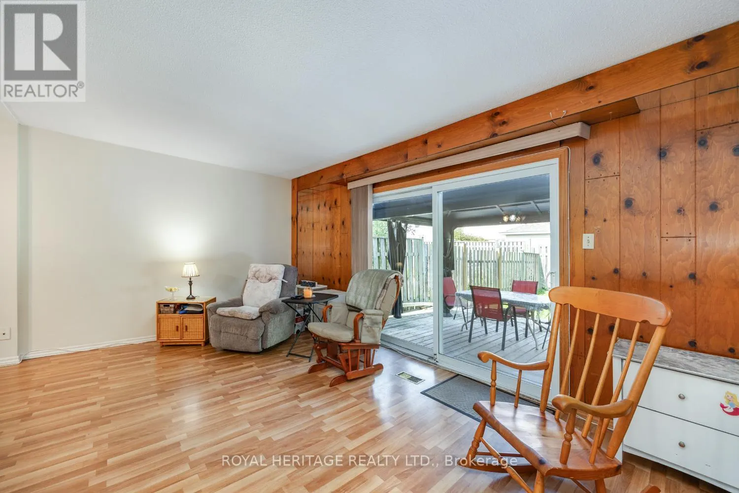 832 GENTRY CRESCENT