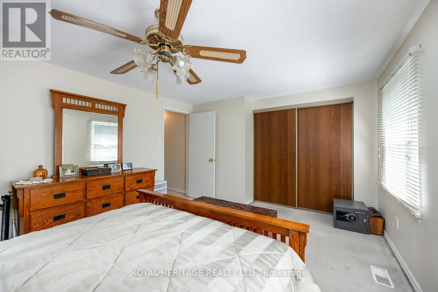 832 GENTRY CRESCENT