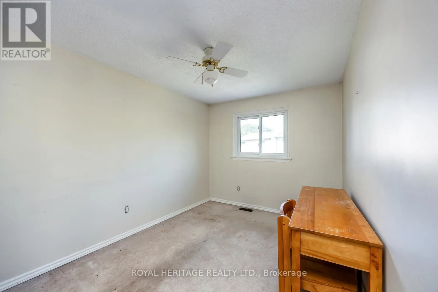 832 GENTRY CRESCENT