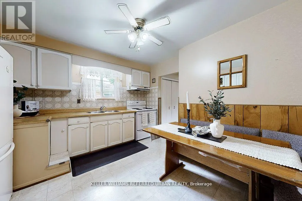 11 MIDCROFT DRIVE