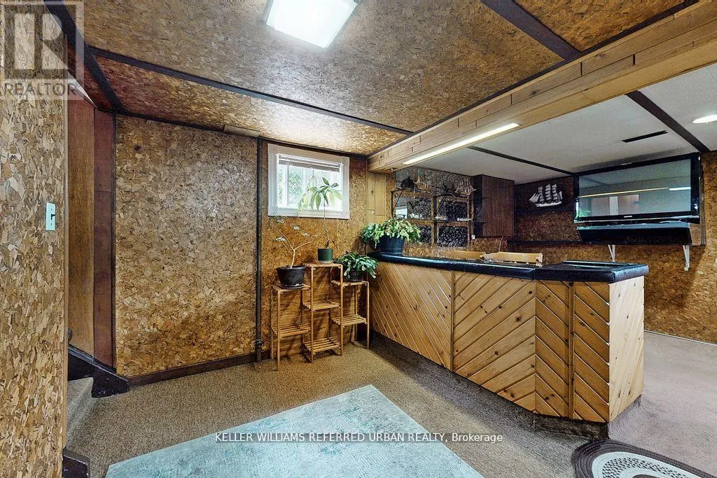 11 MIDCROFT DRIVE