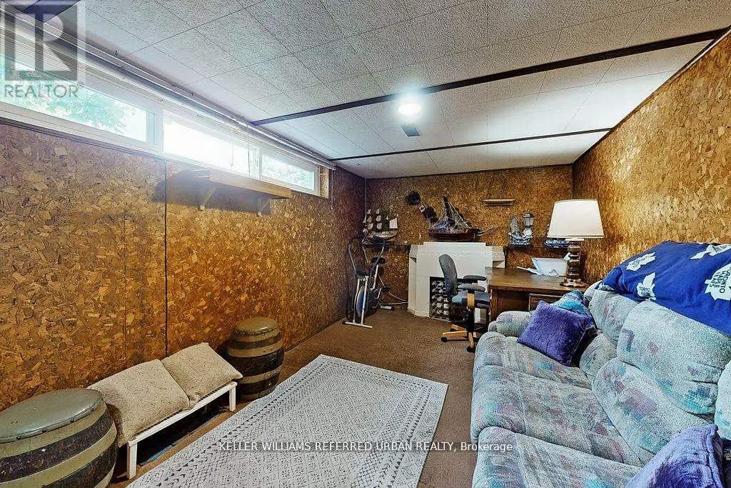 11 MIDCROFT DRIVE