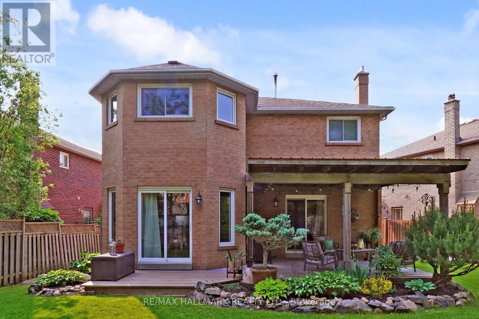 8 STEARNS COURT
